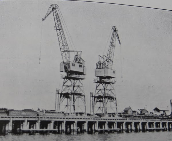 cranes on Station Pier