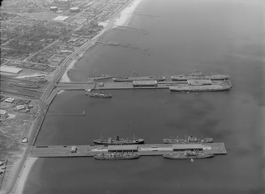 The Piers, State Library of Victoria