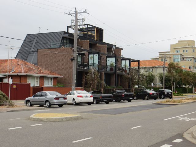 Dugga and Rouse St median iv
