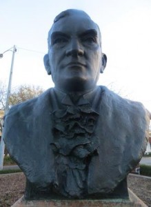 George Walter bust in Bay St