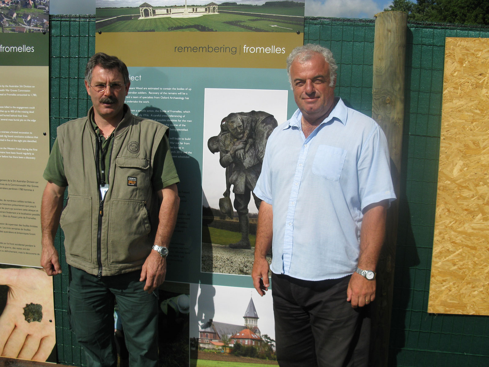 Lambis Englezos (right) at Fromelles in 2009.