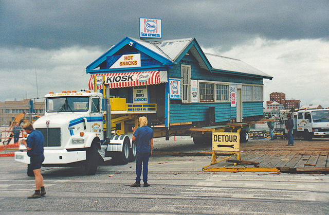 Eastern Kiosk on the Move Ron Laing